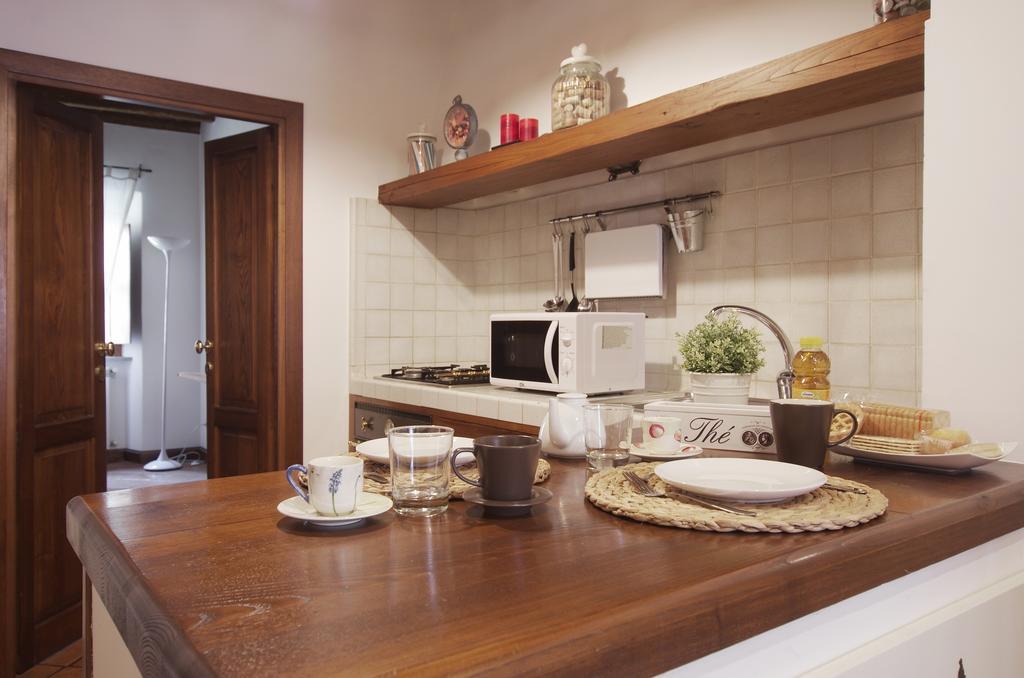 شقة Vacanze Romane Centro Storico Trastevere الغرفة الصورة