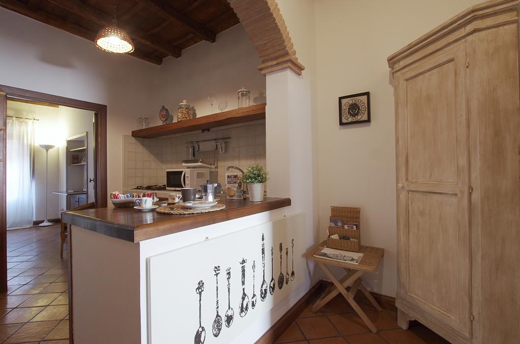 شقة Vacanze Romane Centro Storico Trastevere الغرفة الصورة