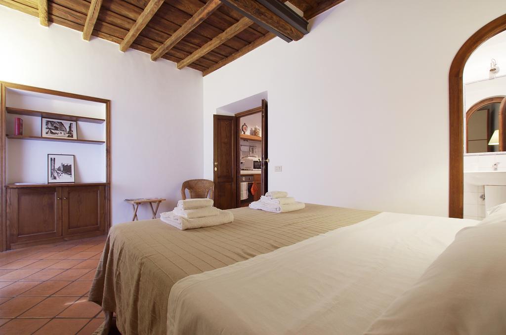 شقة Vacanze Romane Centro Storico Trastevere الغرفة الصورة